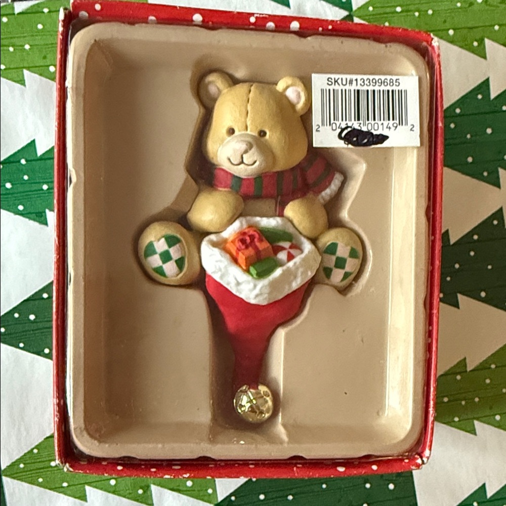 Vintage Holiday Creations Stocking Hanger Festive Bear Christmas